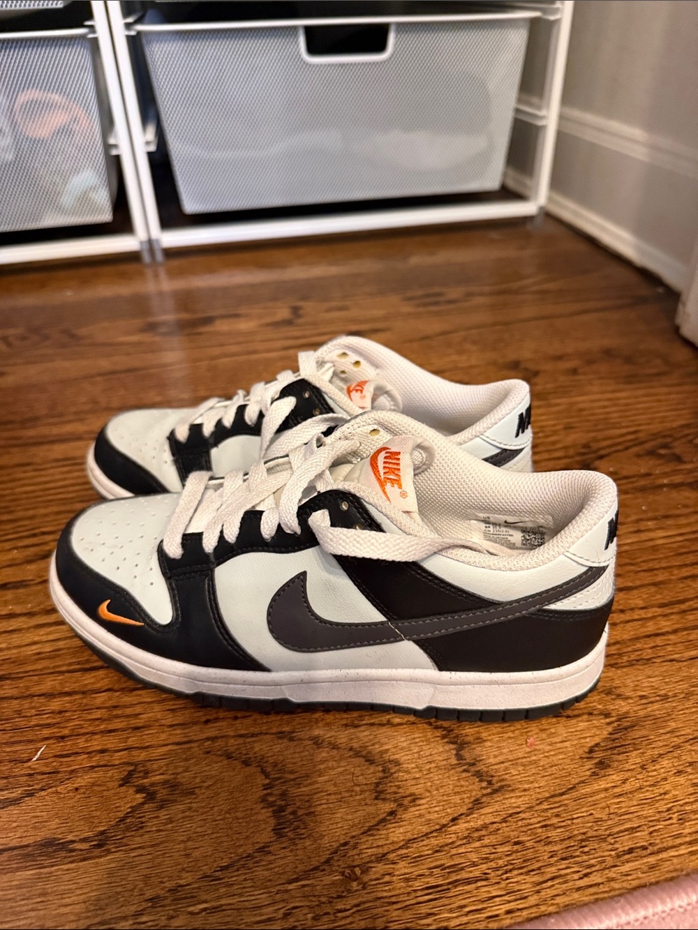Nike Kids dunks. 5Y, light grey/ Black with Orange Accent